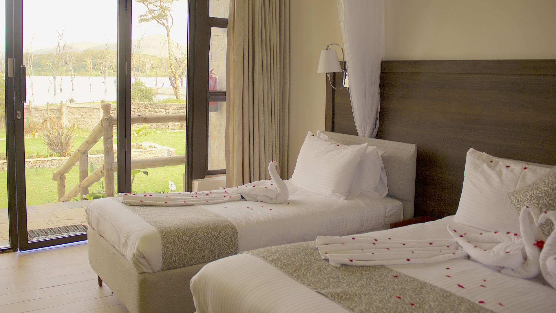 lake oloiden special offers